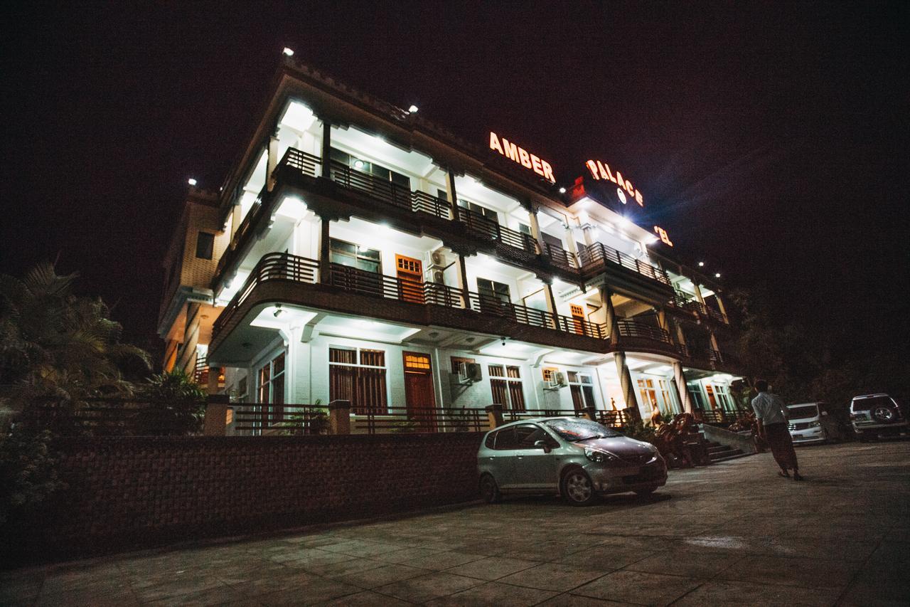 Amber Palace Hotel มิตจีนา ภายนอก รูปภาพ